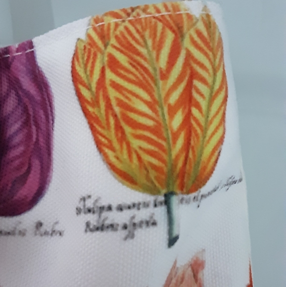 Robin Ruth Authentic Tulip Tote Bag - Picture 10 of 11